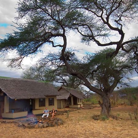 Severin Safari Camp Tsavo West National Park Экстерьер фото