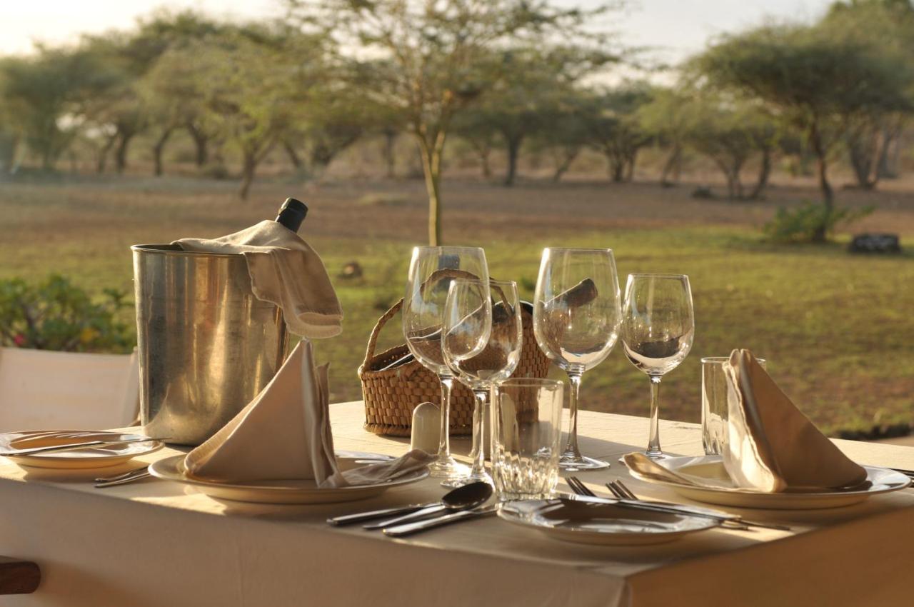 Severin Safari Camp Tsavo West National Park Экстерьер фото